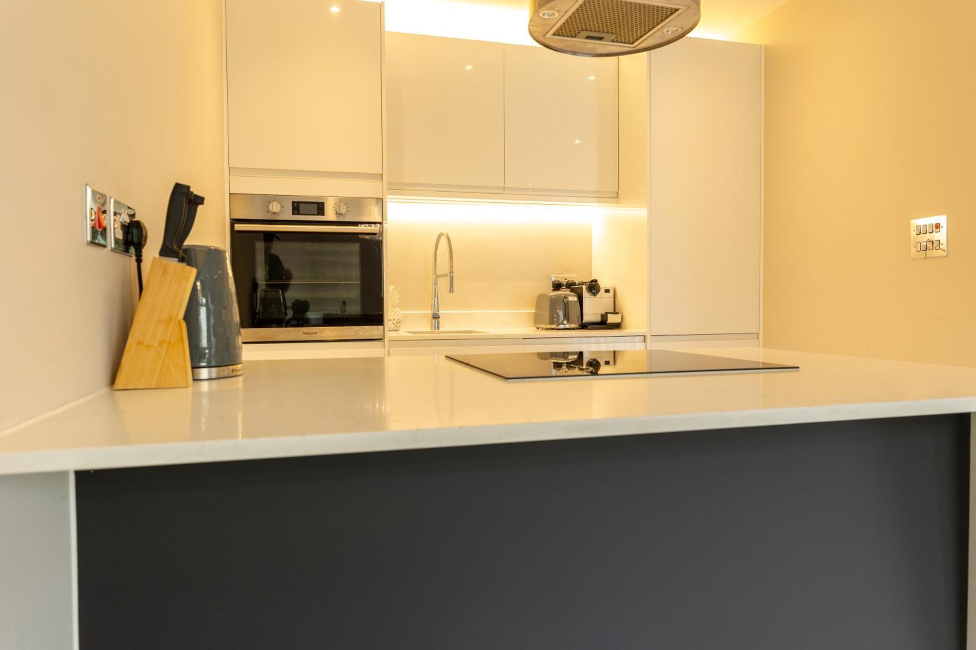 Exclusive Cardiff City Centre Apartment מראה חיצוני תמונה