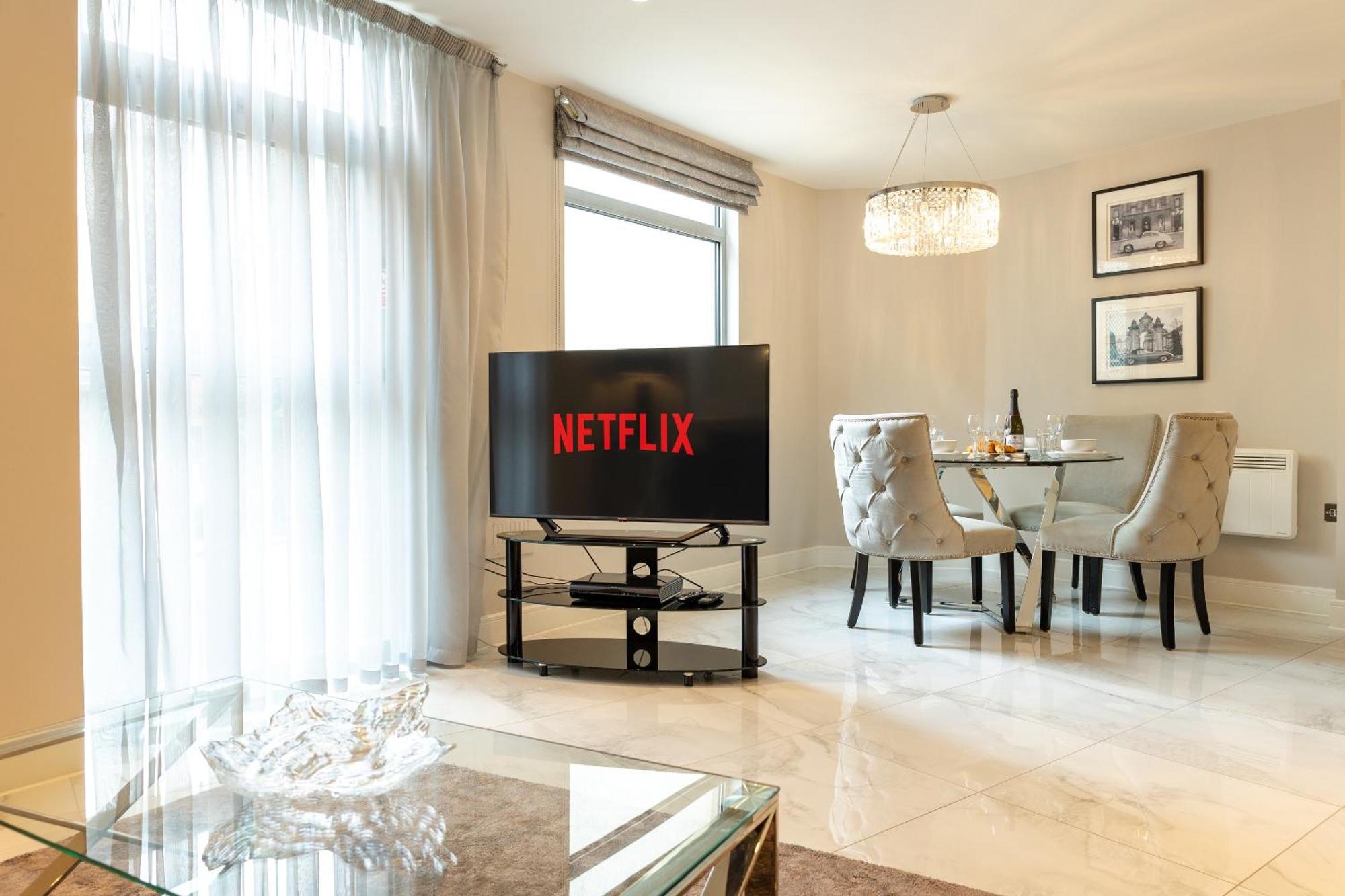 Exclusive Cardiff City Centre Apartment מראה חיצוני תמונה
